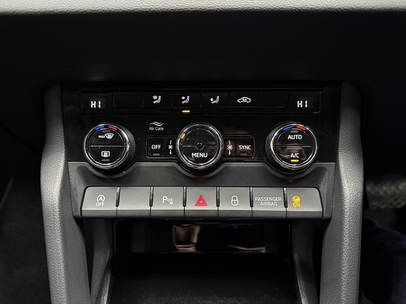 Used Skoda Karoq 2018 for sale - 77213050: Photo 52