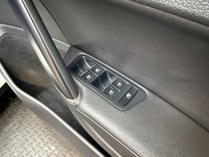 Used Volkswagen Golf for sale - 77720592: Photo 32