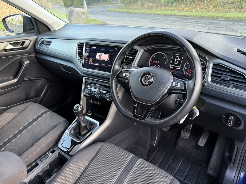 Used Volkswagen T-Roc 2020 for sale - 76407131: Photo 24