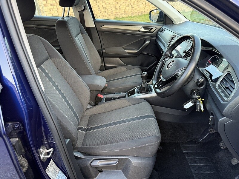 Used Volkswagen T-Roc 2020 for sale - 76407131: Photo 26