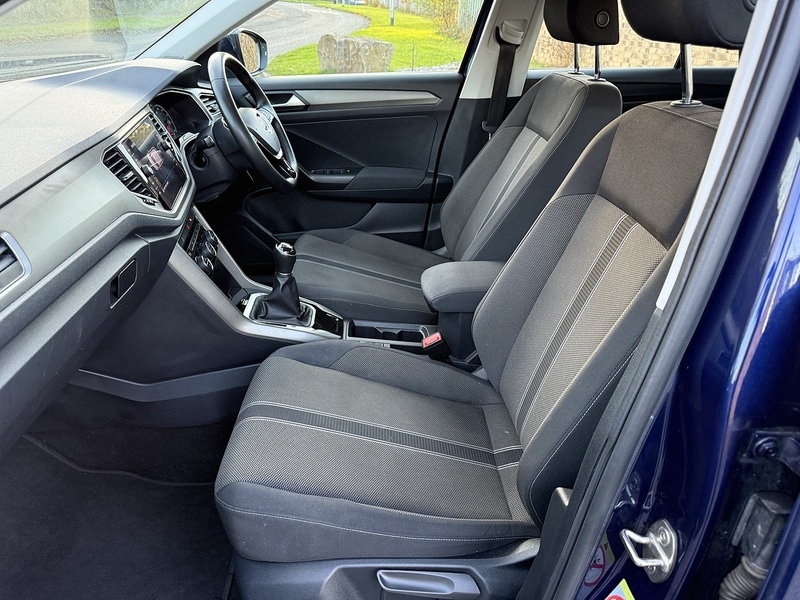 Used Volkswagen T-Roc 2020 for sale - 76407131: Photo 35