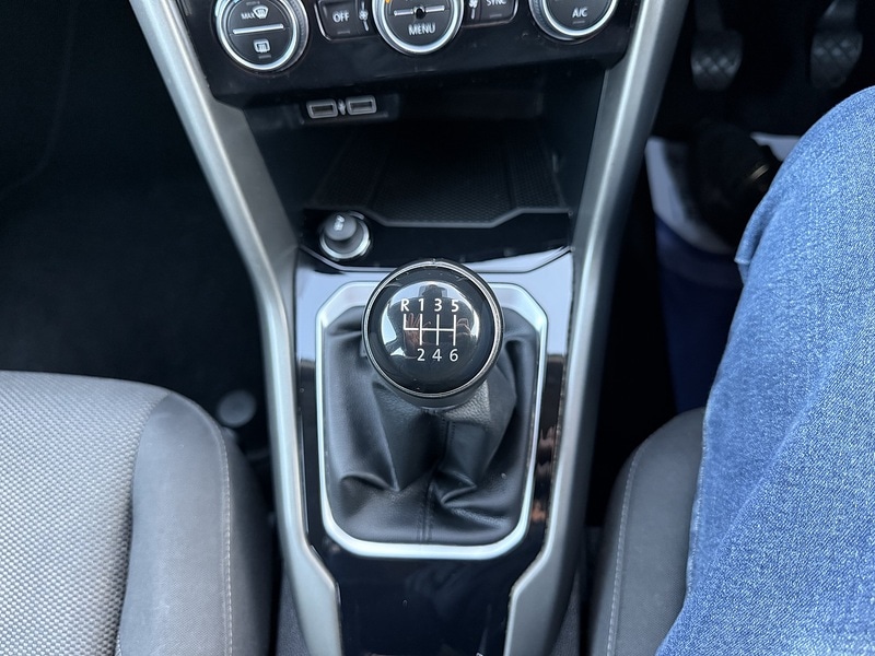 Used Volkswagen T-Roc 2020 for sale - 76407131: Photo 43