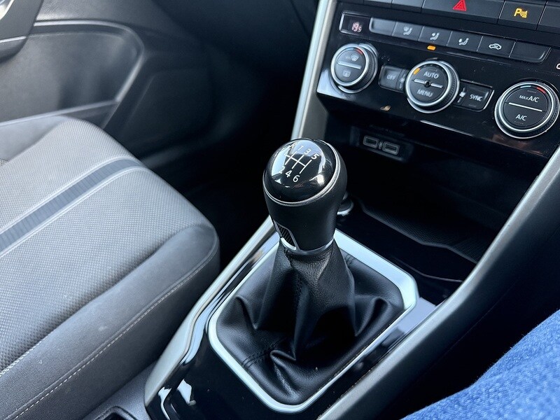 Used Volkswagen T-Roc 2020 for sale - 76407131: Photo 45