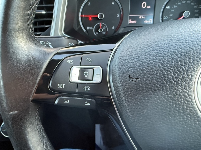 Used Volkswagen T-Roc 2020 for sale - 76407131: Photo 47