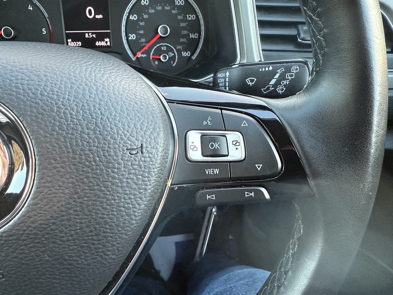 Used Volkswagen T-Roc 2020 for sale - 76407131: Photo 48