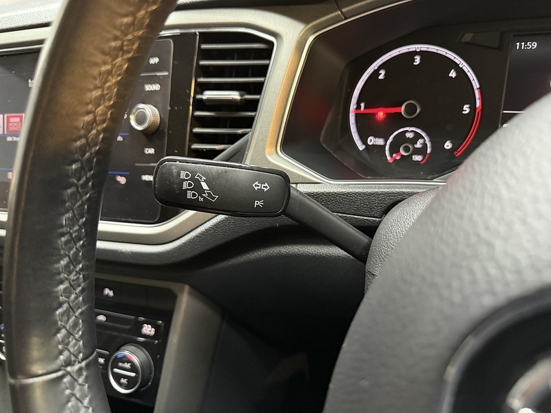 Used Volkswagen T-Roc 2020 for sale - 76407131: Photo 61