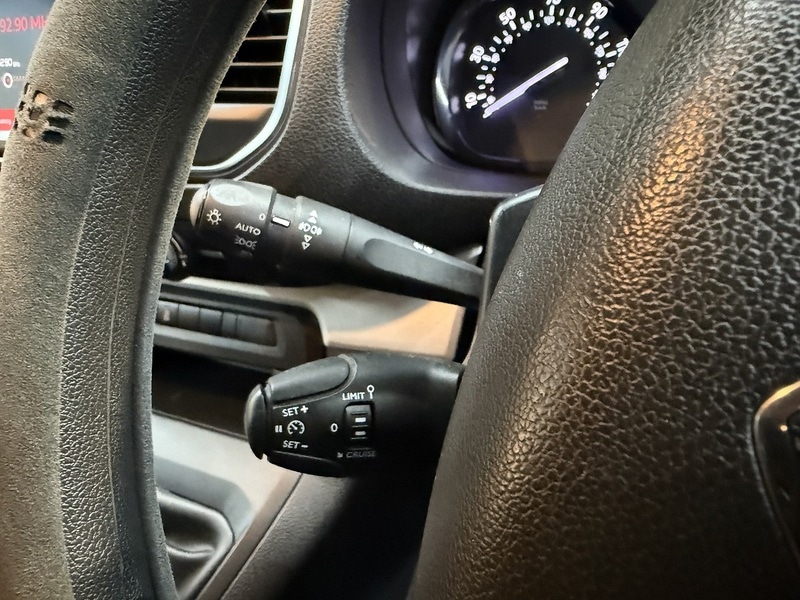 Used Citroen Space Tourer 2018 for sale - 76712119: Photo 59