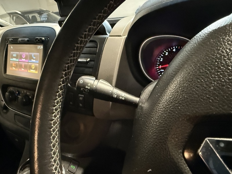 Used Renault Trafic 2017 for sale - 77720674: Photo 43