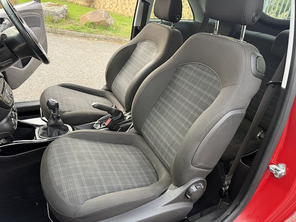 Used Vauxhall ADAM 2015 for sale - 76280519: Photo 27