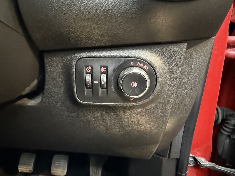 Used Vauxhall ADAM 2015 for sale - 76280519: Photo 39