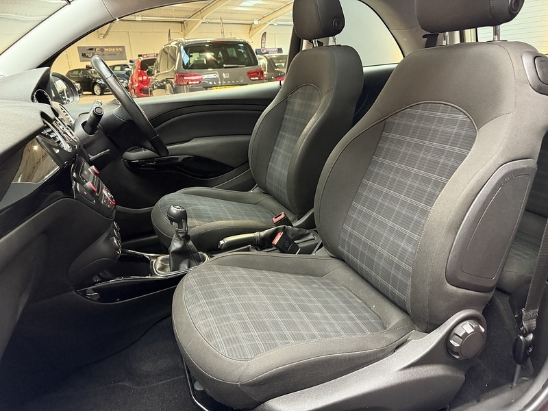 Used Vauxhall ADAM 2015 for sale - 76280519: Photo 46