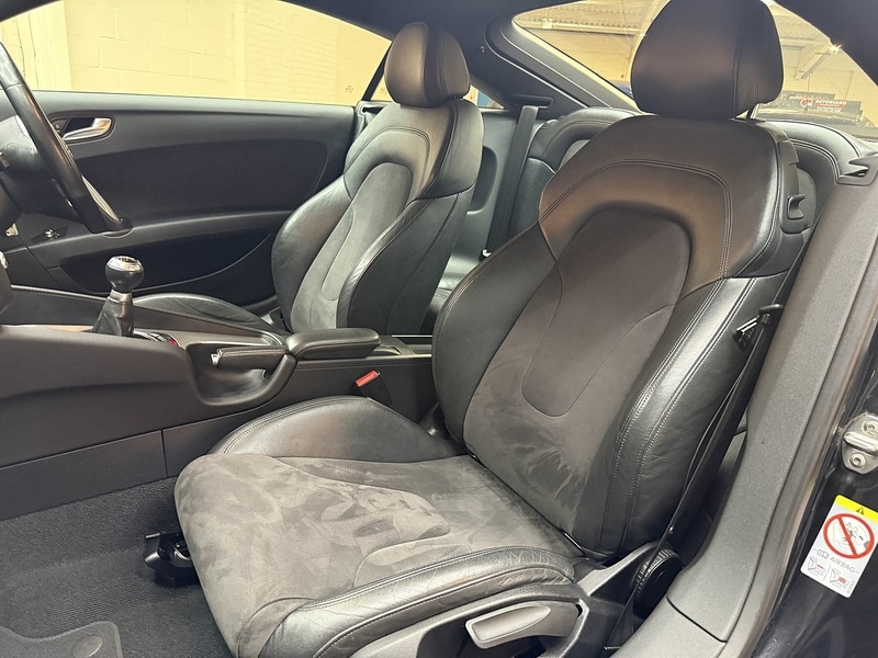 Used Audi TT for sale - 76924032: Photo 40