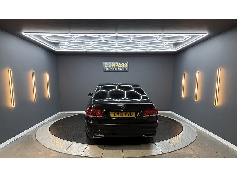 Used Mercedes-Benz E Class 2013 for sale - 77227967: Photo 17