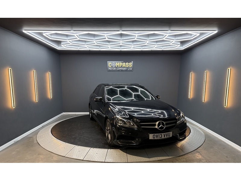 Used Mercedes-Benz E Class 2013 for sale - 77227967: Photo 2