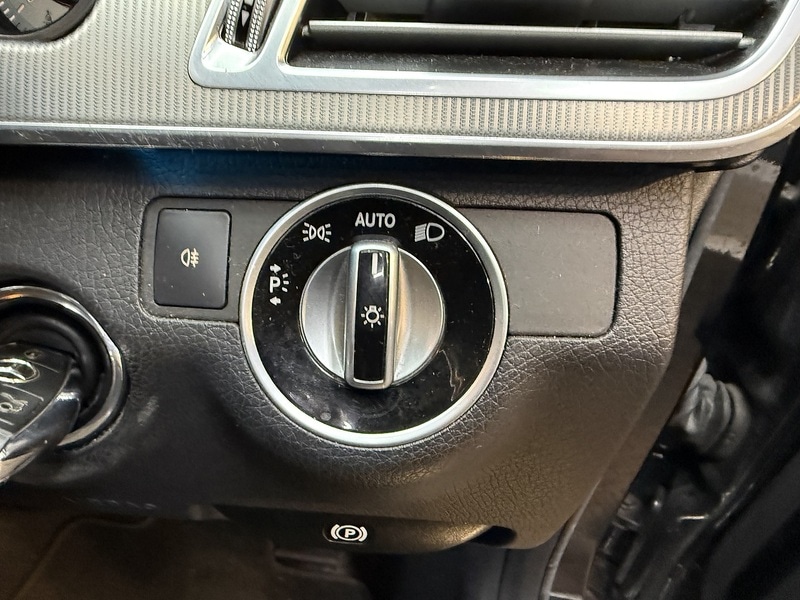 Used Mercedes-Benz E Class 2013 for sale - 77227967: Photo 38