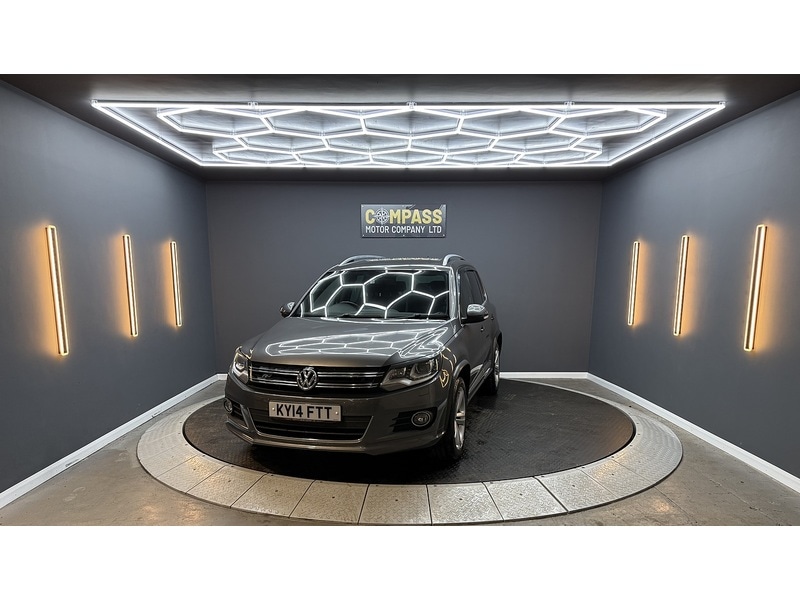 Used Volkswagen Tiguan 2014 for sale - 77888210: Photo 24