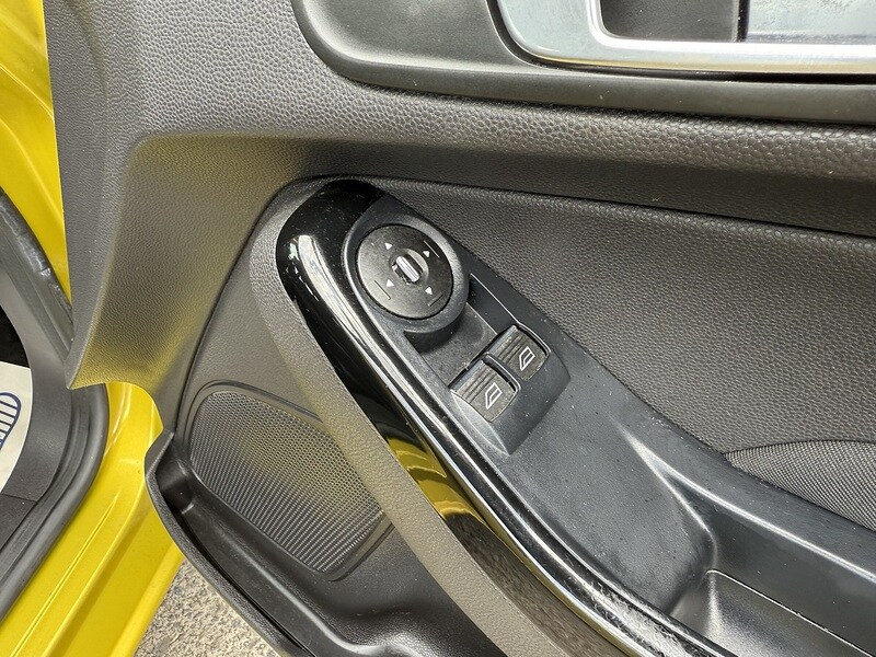 Used Ford Fiesta 2014 for sale - 76280536: Photo 14