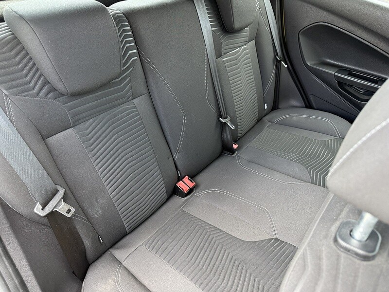 Used Ford Fiesta 2014 for sale - 76280536: Photo 18