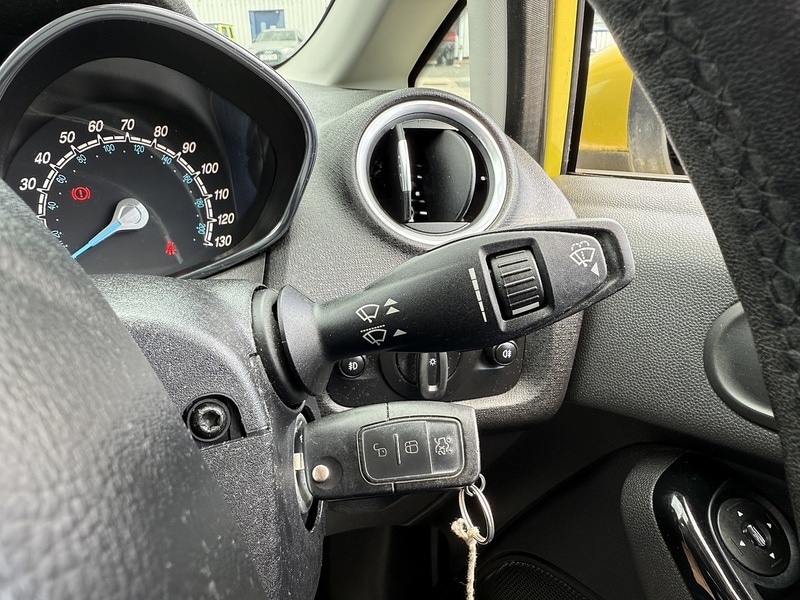 Used Ford Fiesta 2014 for sale - 76280536: Photo 34