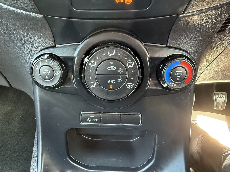 Used Ford Fiesta 2014 for sale - 76280536: Photo 37