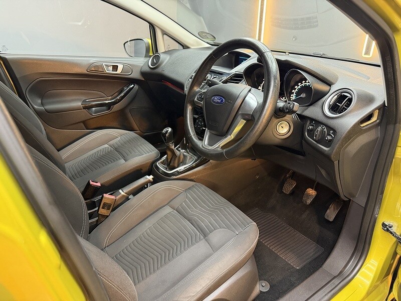 Used Ford Fiesta 2014 for sale - 76280536: Photo 38