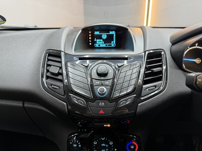 Used Ford Fiesta 2014 for sale - 76280536: Photo 58