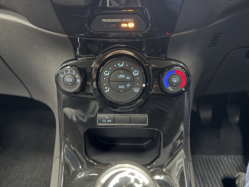 Used Ford Fiesta 2014 for sale - 76280536: Photo 59