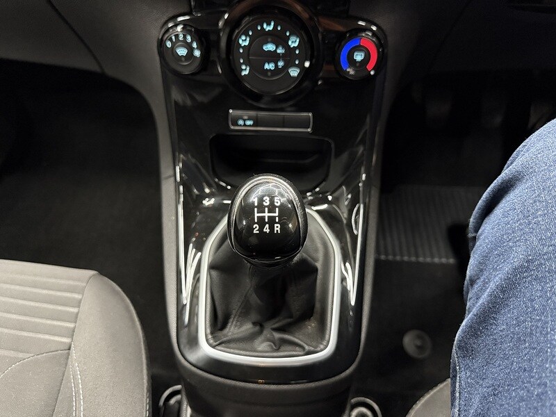 Used Ford Fiesta 2014 for sale - 76280536: Photo 60