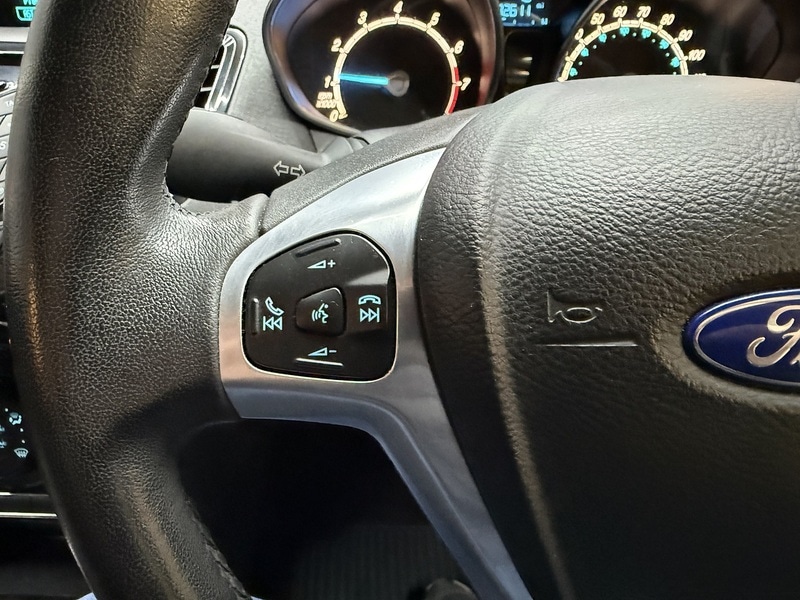 Used Ford Fiesta 2014 for sale - 76280536: Photo 63