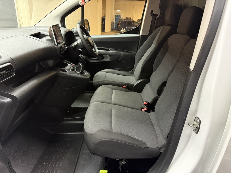 Used Citroen Berlingo 2021 for sale - 76962843: Photo 39