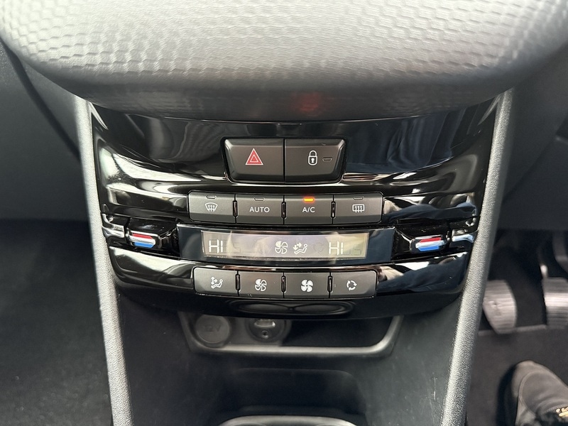 Used Peugeot 2008 2017 for sale - 76413303: Photo 40