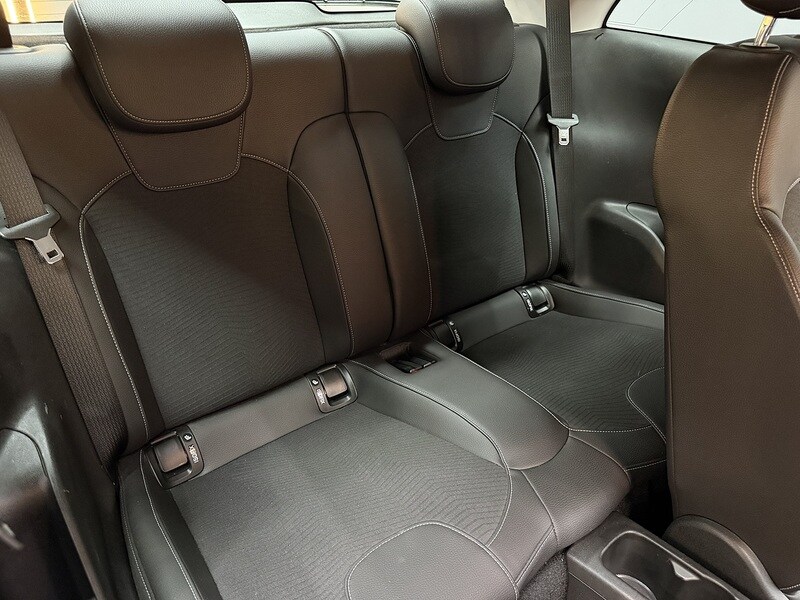 Used Vauxhall ADAM 2016 for sale - 77356858: Photo 34