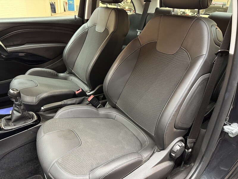 Used Vauxhall ADAM 2016 for sale - 77356858: Photo 40