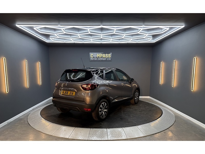 Used Renault Captur 2018 for sale - 76280534: Photo 16