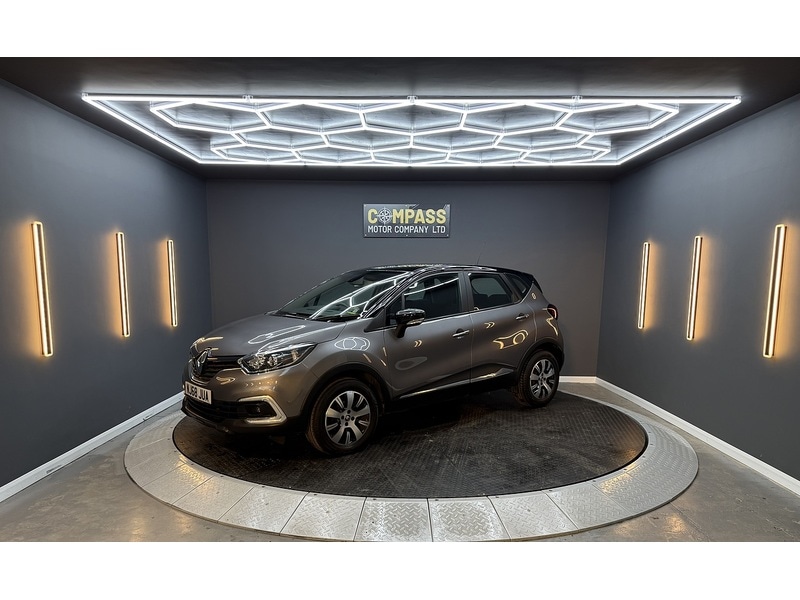 Used Renault Captur 2018 for sale - 76280534: Photo 32