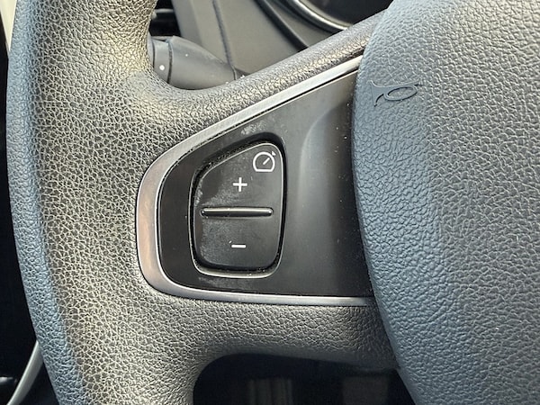 Used Renault Captur 2018 for sale - 76280534: Photo 42