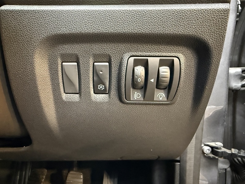 Used Renault Captur 2018 for sale - 76280534: Photo 43