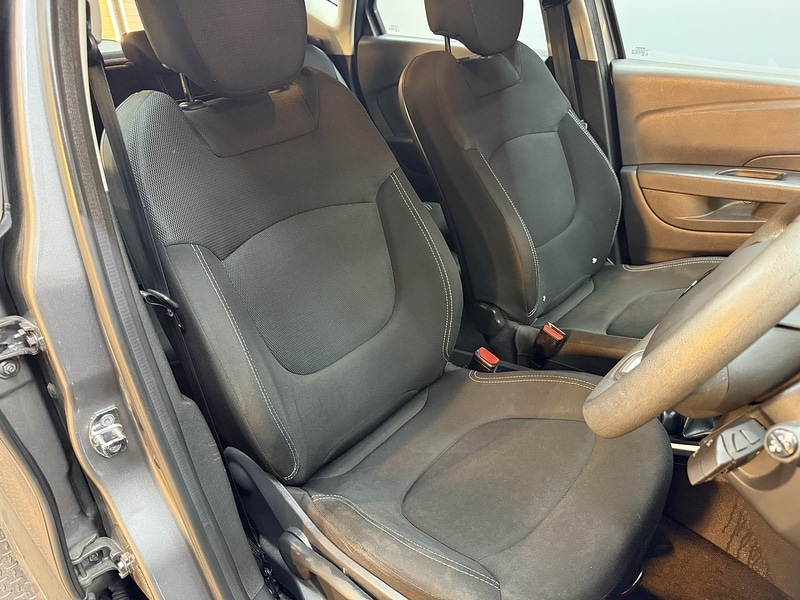 Used Renault Captur 2018 for sale - 76280534: Photo 46