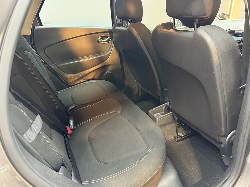 Used Renault Captur 2018 for sale - 76280534: Photo 47