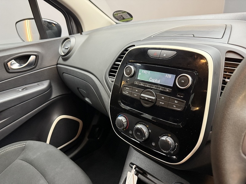 Used Renault Captur 2018 for sale - 76280534: Photo 63