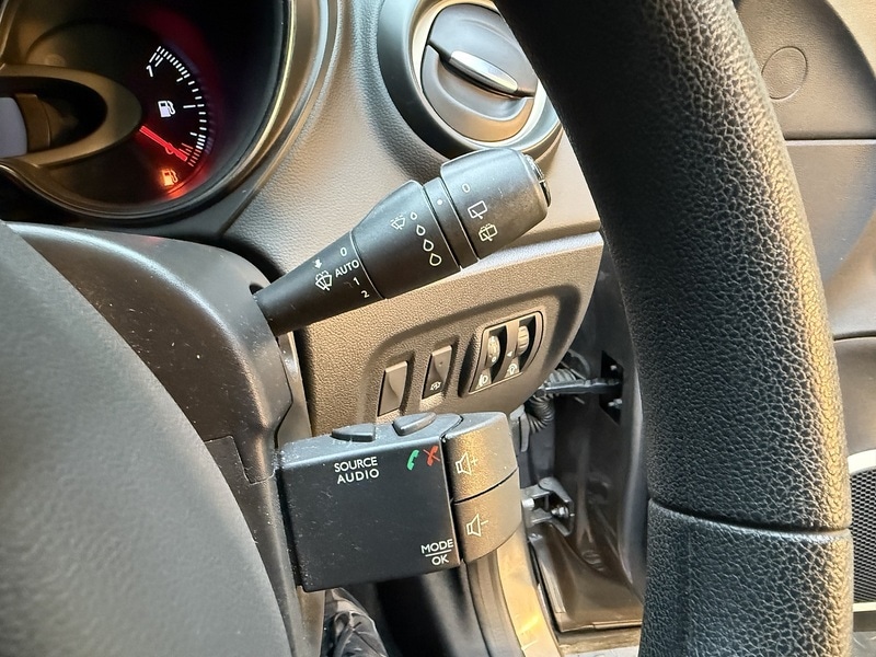 Used Renault Captur 2018 for sale - 76280534: Photo 67