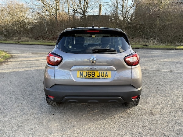 Used Renault Captur 2018 for sale - 76280534: Photo 9