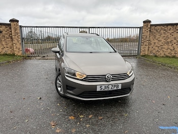 Used Volkswagen Golf SV 2015 for sale - 76477841: Photo