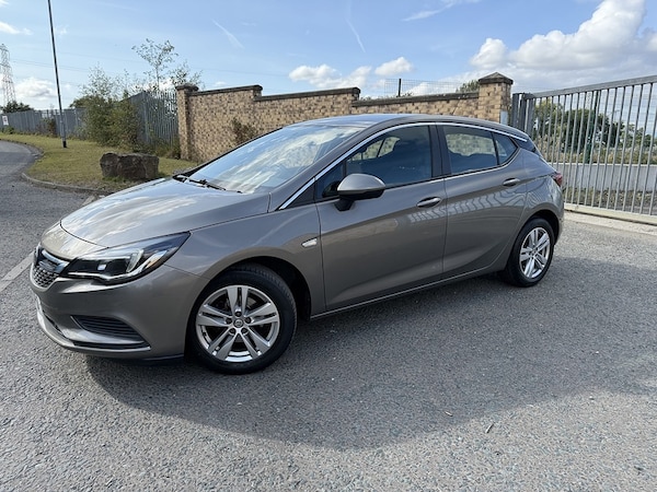 Used Vauxhall Astra 2017 for sale - 76280506: Photo 16