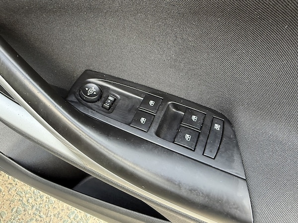 Used Vauxhall Astra 2017 for sale - 76280506: Photo 23