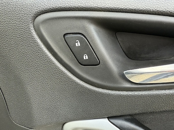Used Vauxhall Astra 2017 for sale - 76280506: Photo 24