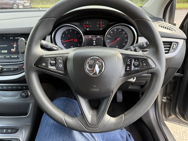 Used Vauxhall Astra 2017 for sale - 76280506: Photo 38
