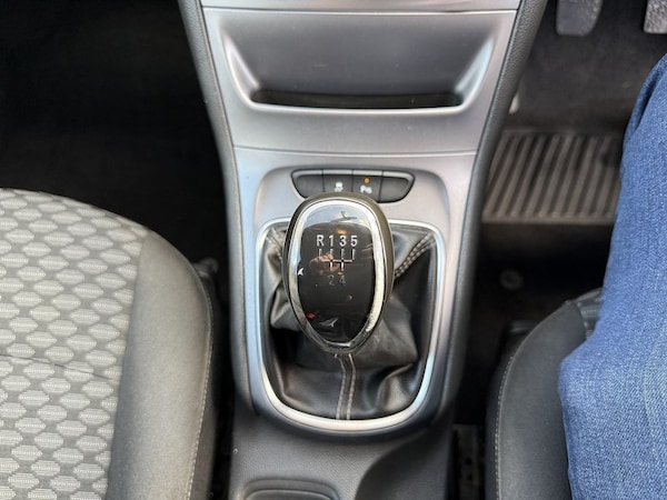Used Vauxhall Astra 2017 for sale - 76280506: Photo 41