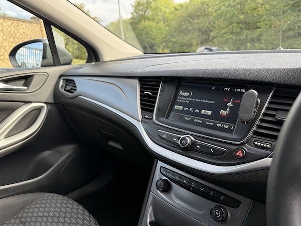 Used Vauxhall Astra 2017 for sale - 76280506: Photo 46