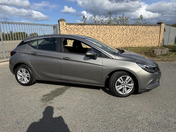 Used Vauxhall Astra 2017 for sale - 76280506: Photo 5